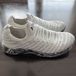 Size 9 - APL TechLoom Wave Sneaker In A White And Black Marble Colorway -No Sole